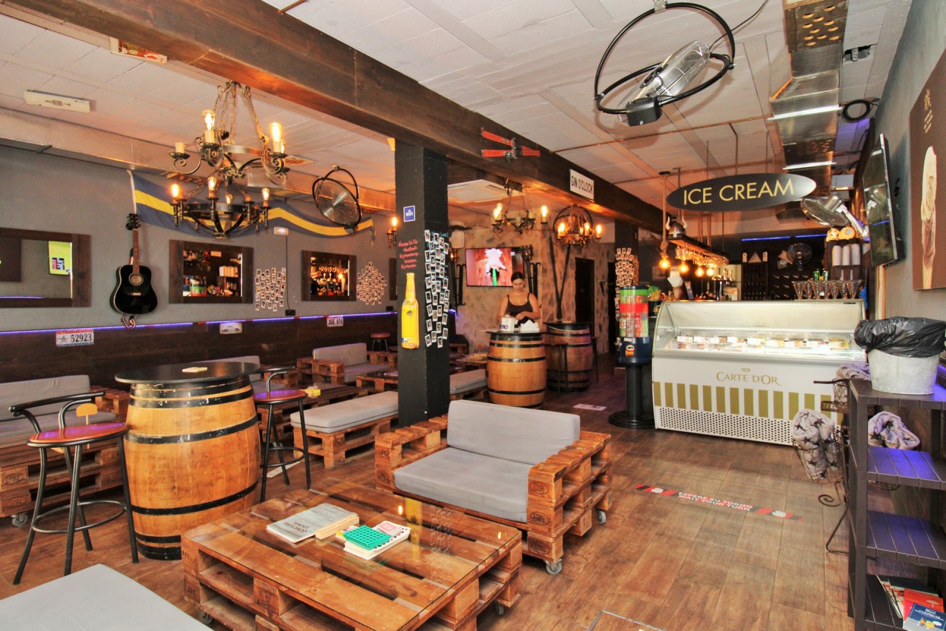 Resale - Commercial -
Villamartín - Villamartin