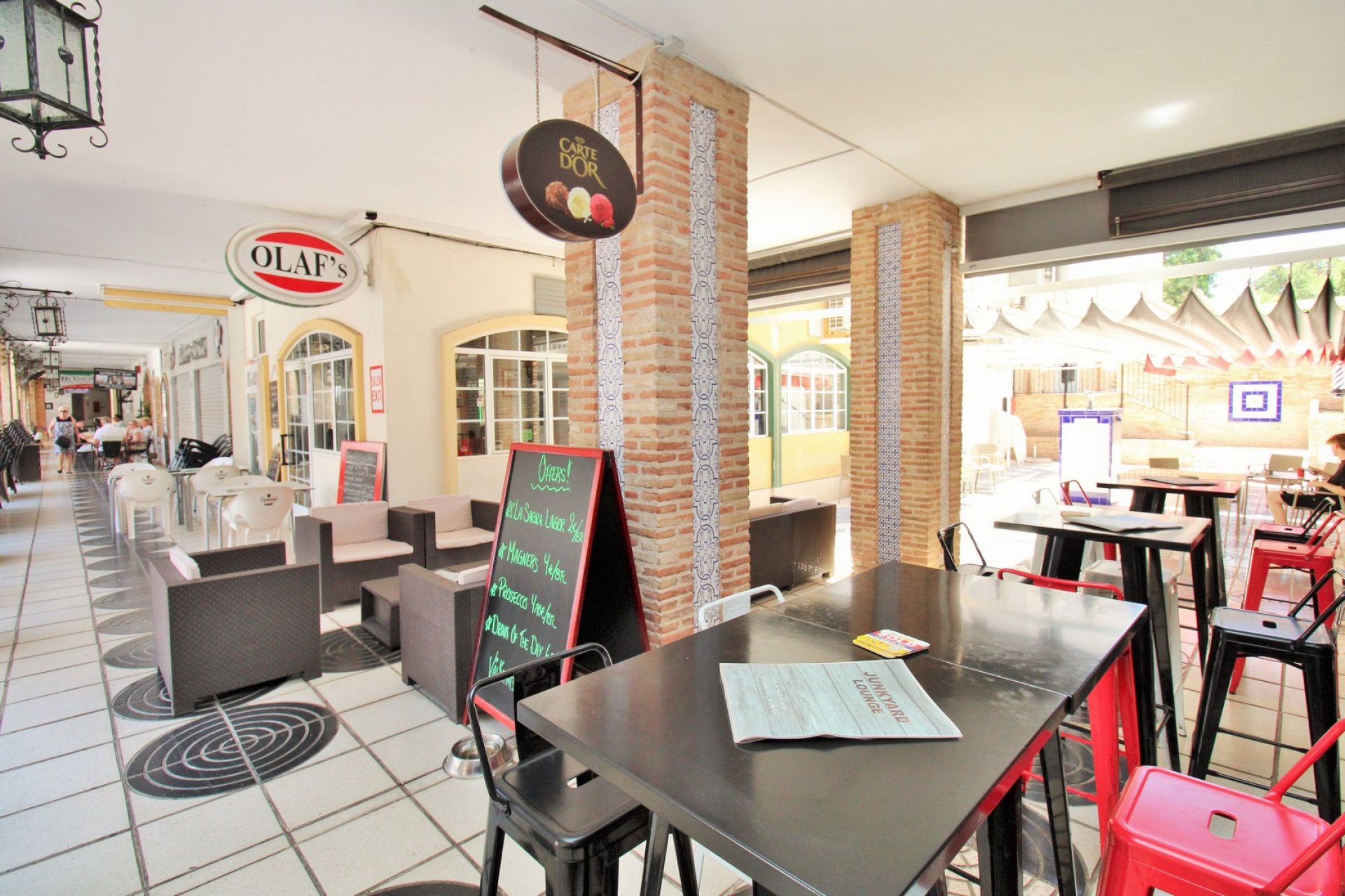 Resale - Commercial -
Villamartín - Villamartin