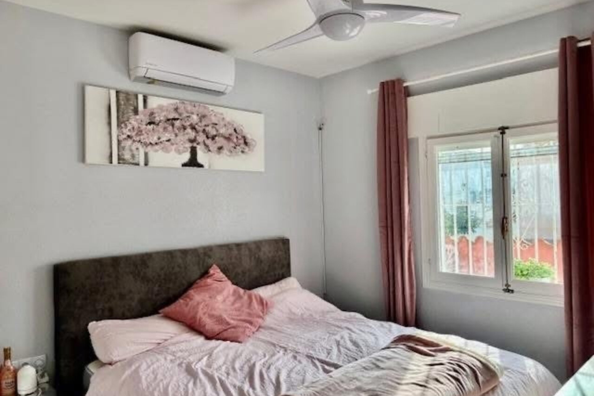 Resale - Detached Villa -
Playa Flamenca - Play Flamenca