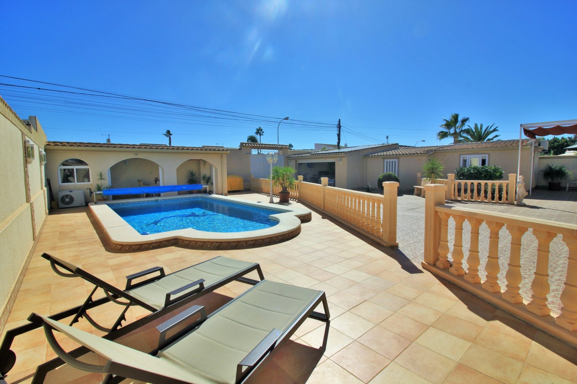 Resale - Detached Villa -
Torrevieja - La Siesta