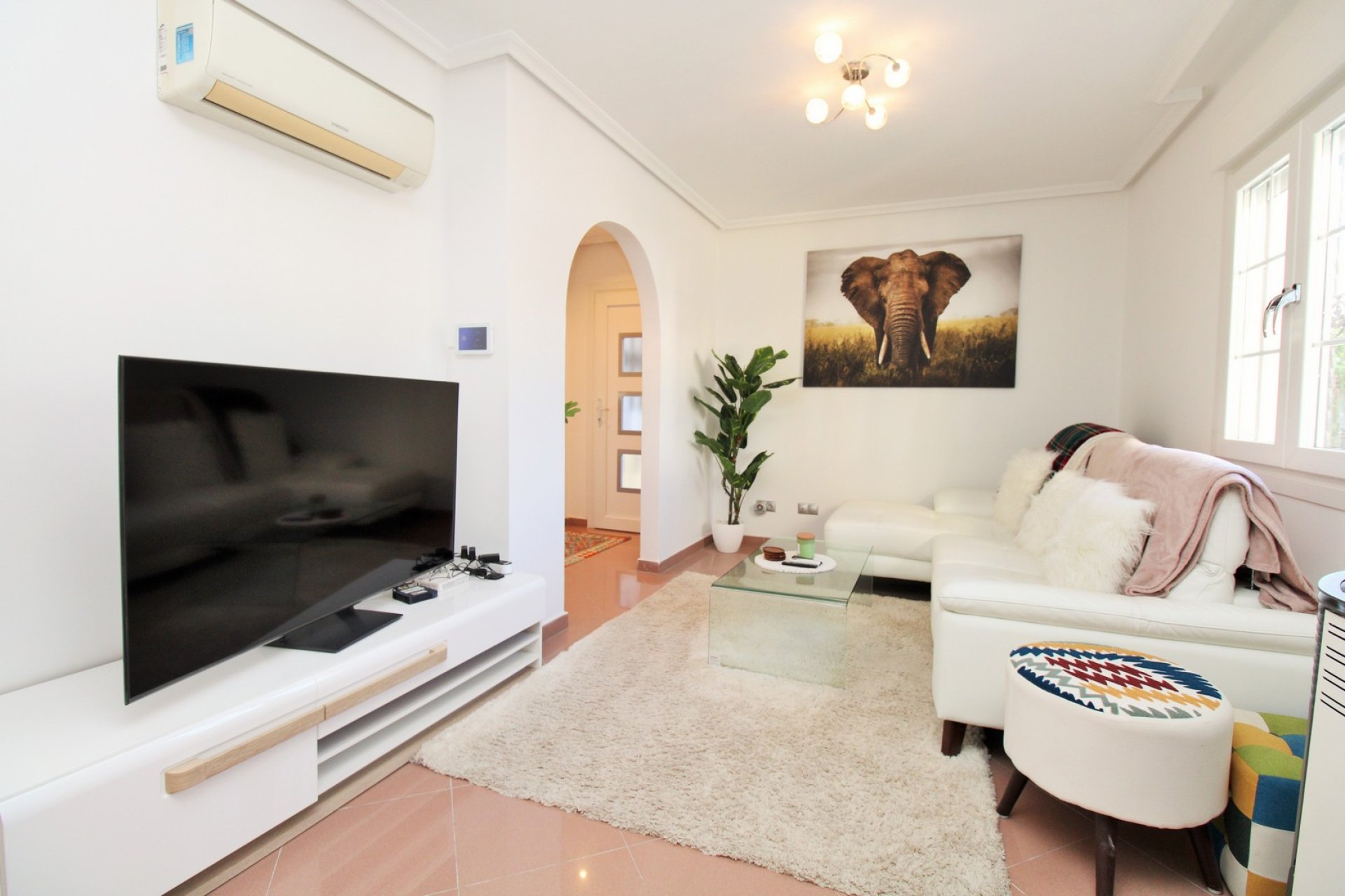 Resale - Detached Villa -
Villamartín - Los Dolses