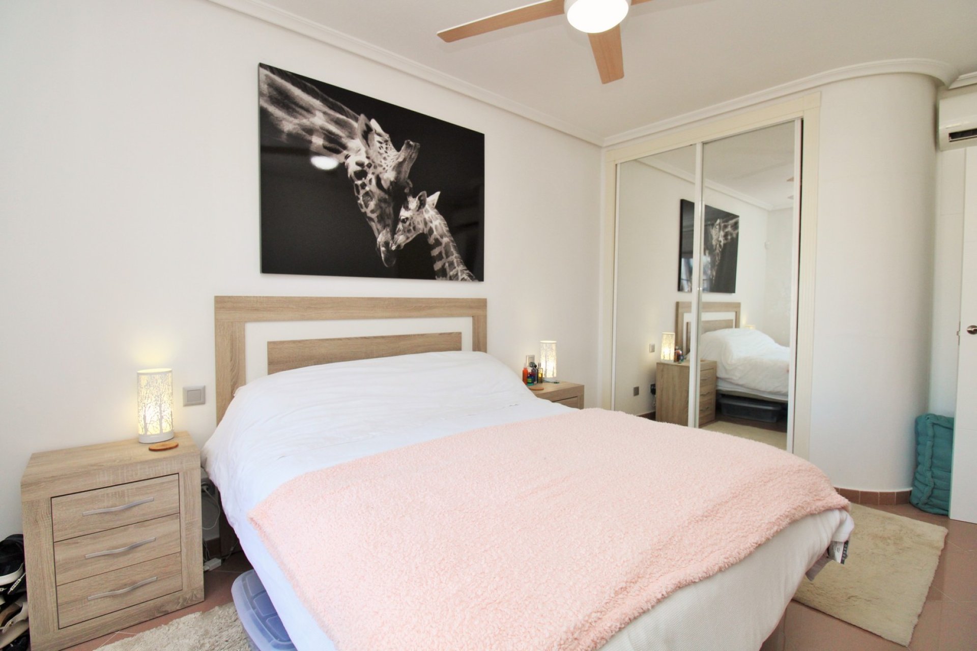 Resale - Detached Villa -
Villamartín - Los Dolses