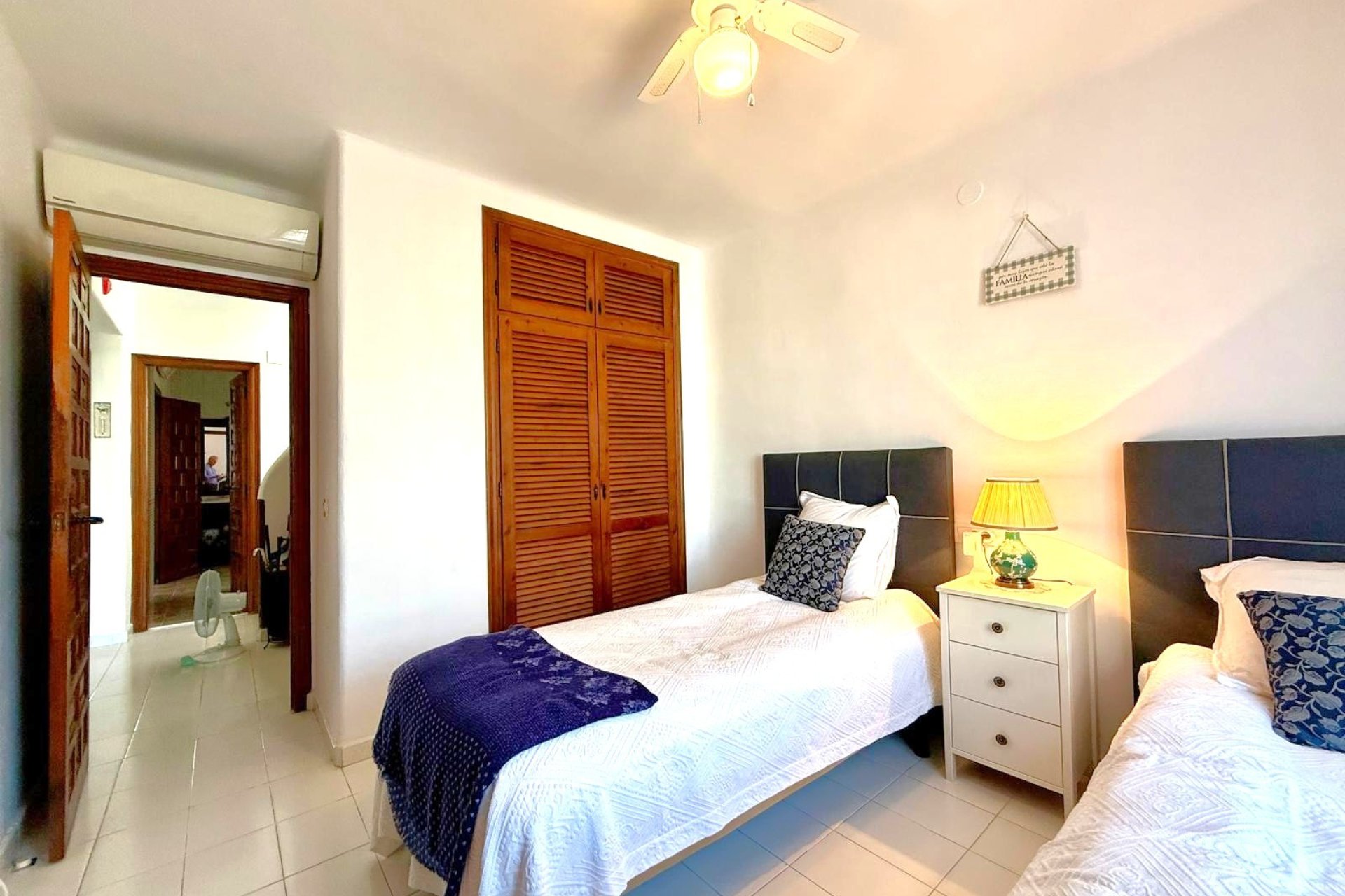 Resale - Detached Villa -
Villamartín - Villamartin