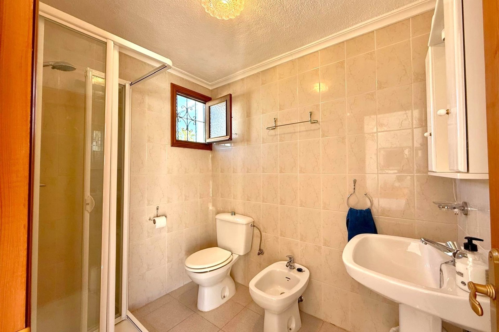 Resale - Detached Villa -
Villamartin