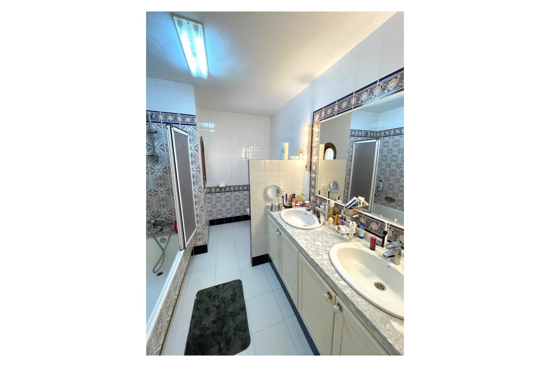 Resale - Detached Villa -
Villamartin