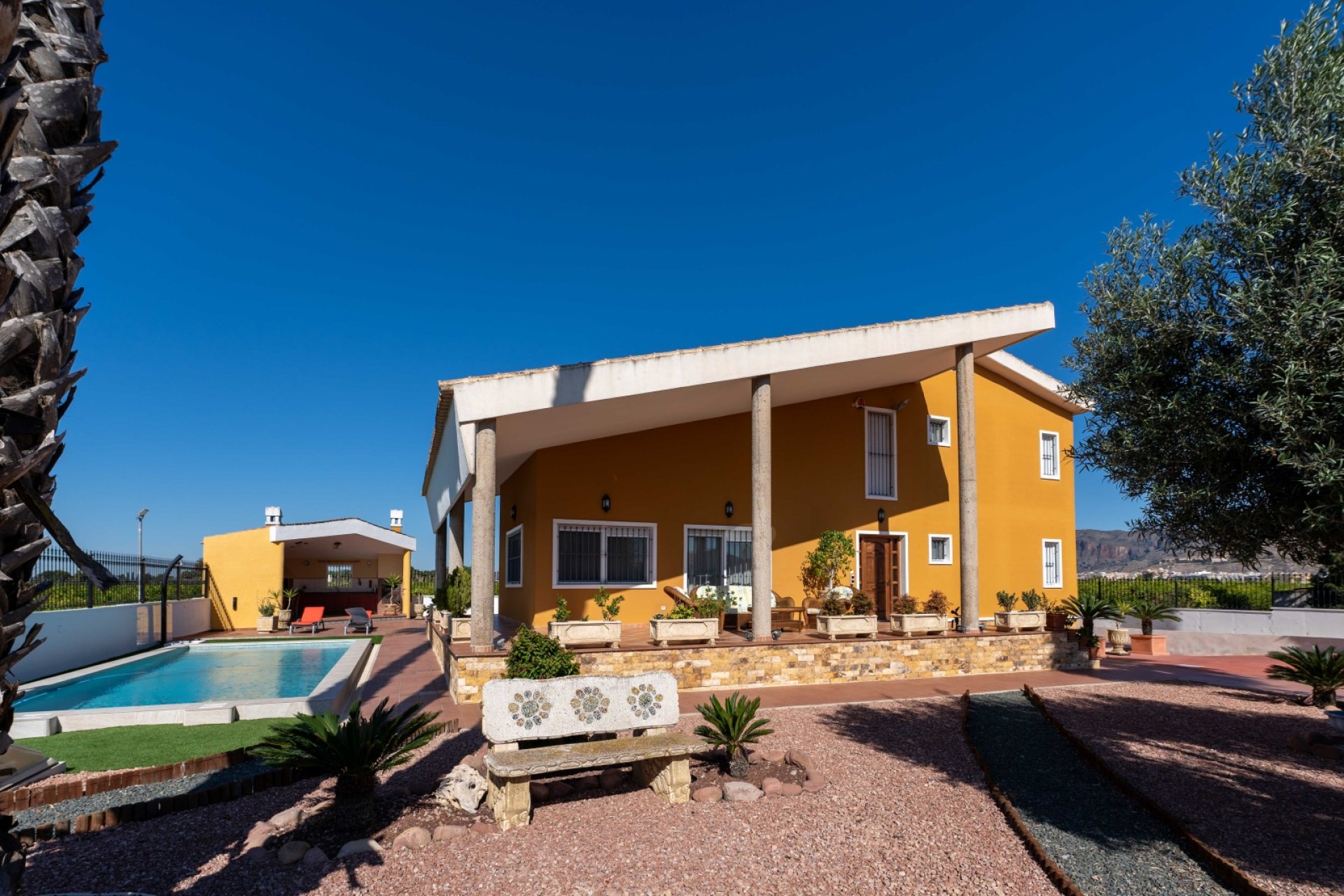 Resale - Finca -
Orihuela Costa - Orihuela