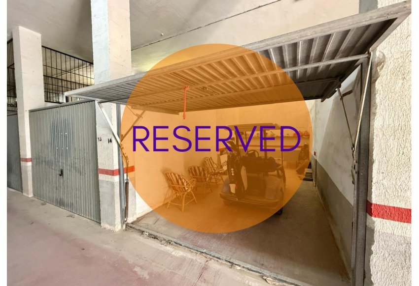 Resale - Garage -
Villamartin