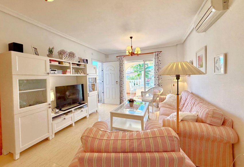 Resale - Penthouse -
Orihuela Costa - Playa Flamenca