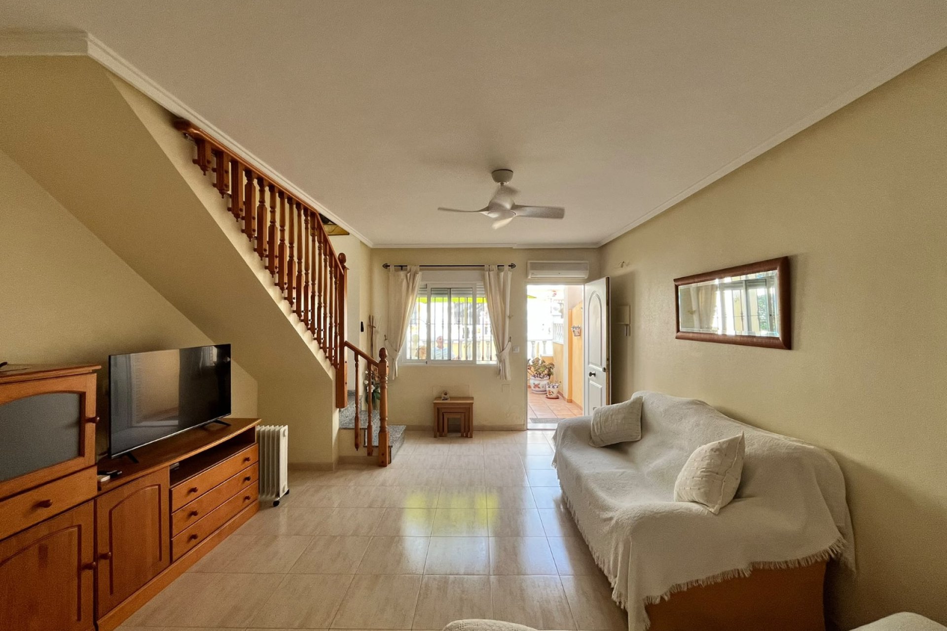 Resale - Quad House -
Villamartín - PAU 8