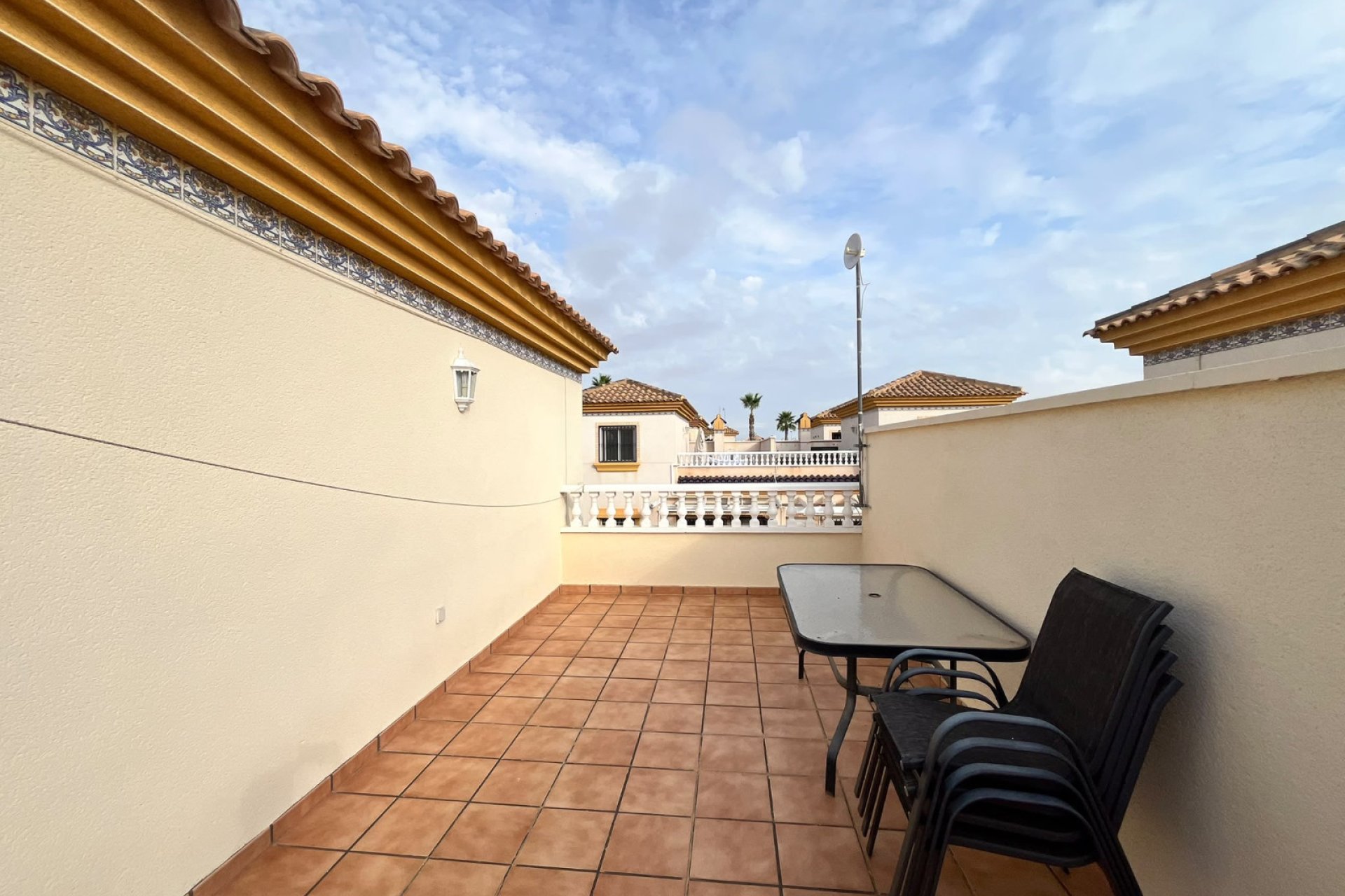 Resale - Quad House -
Villamartín - PAU 8