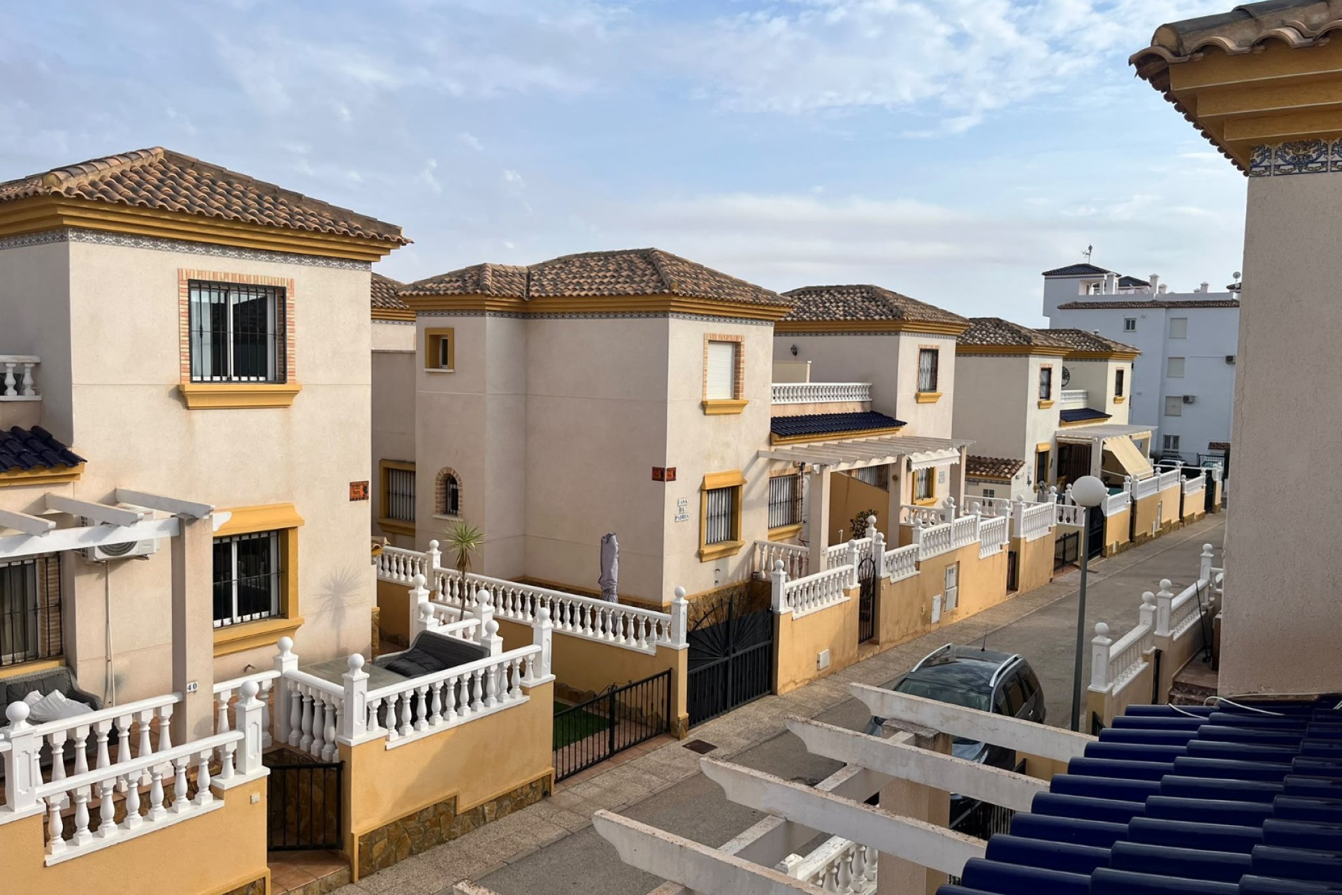 Resale - Quad House -
Villamartín - PAU 8