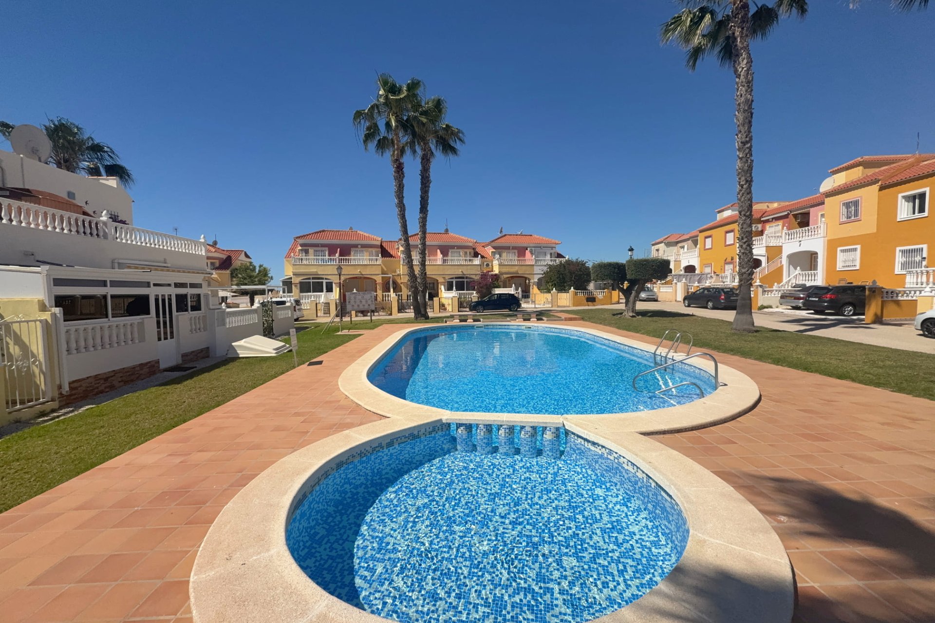 Resale - Semi Detached Villa -
Cabo Roig - Cabo Roig>La Regia