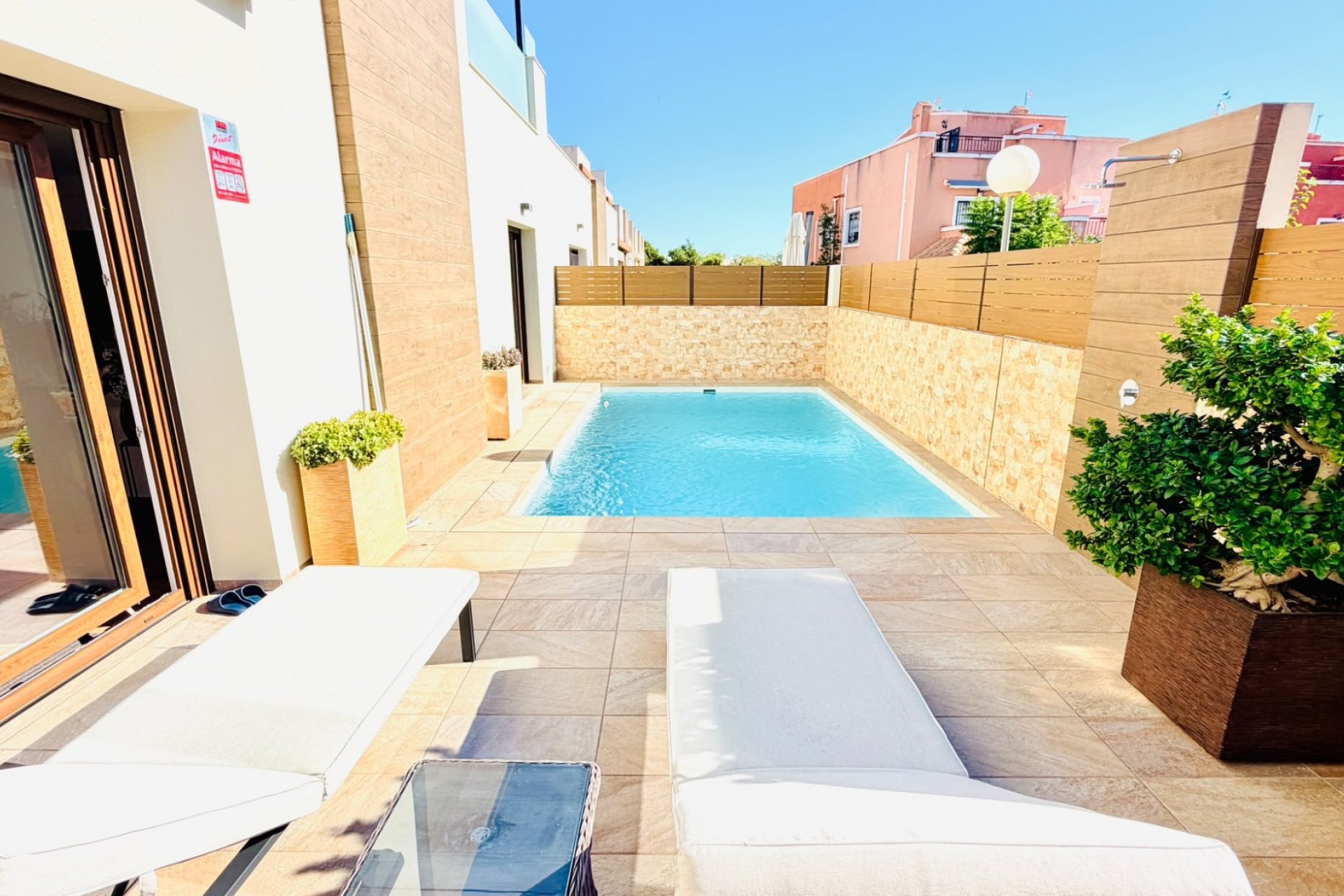 Resale - Semi Detached Villa -
Los Montesinos