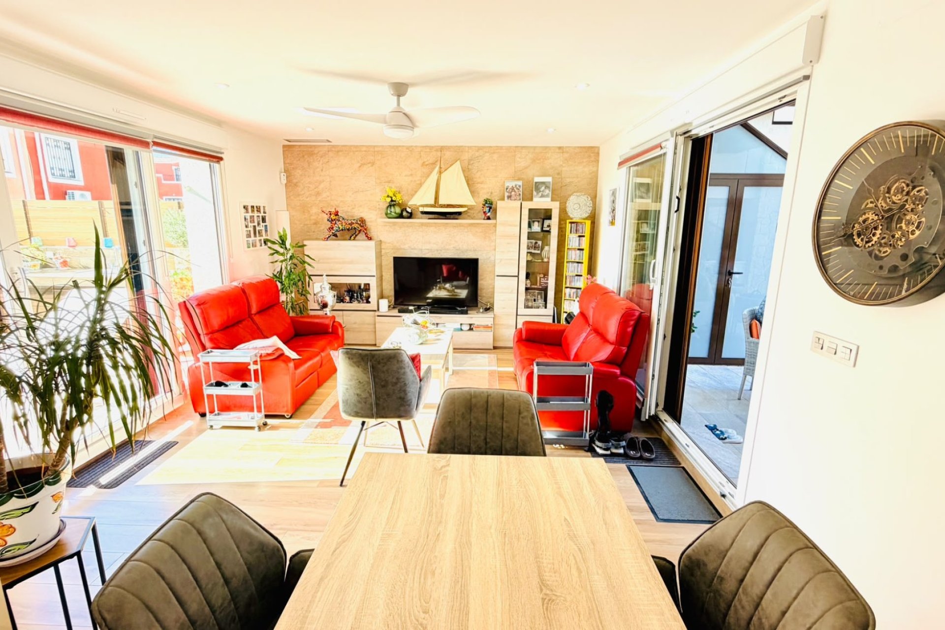 Resale - Semi Detached Villa -
Los Montesinos