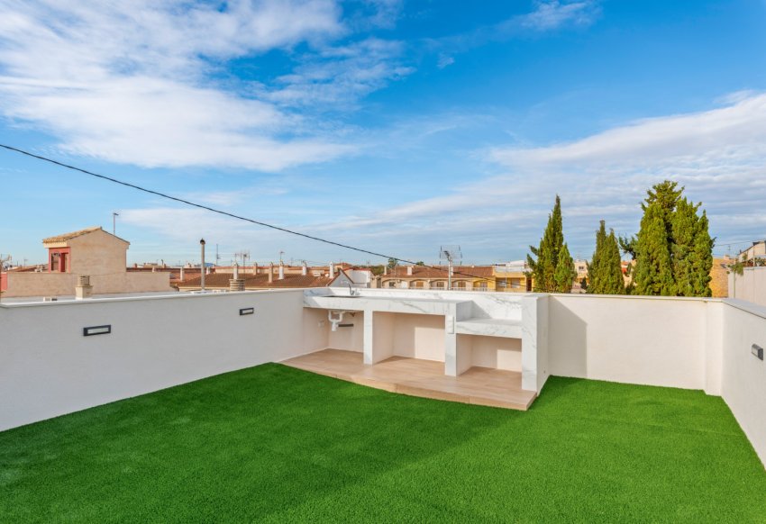 Resale - Semi Detached Villa -
Torre de la Horadada