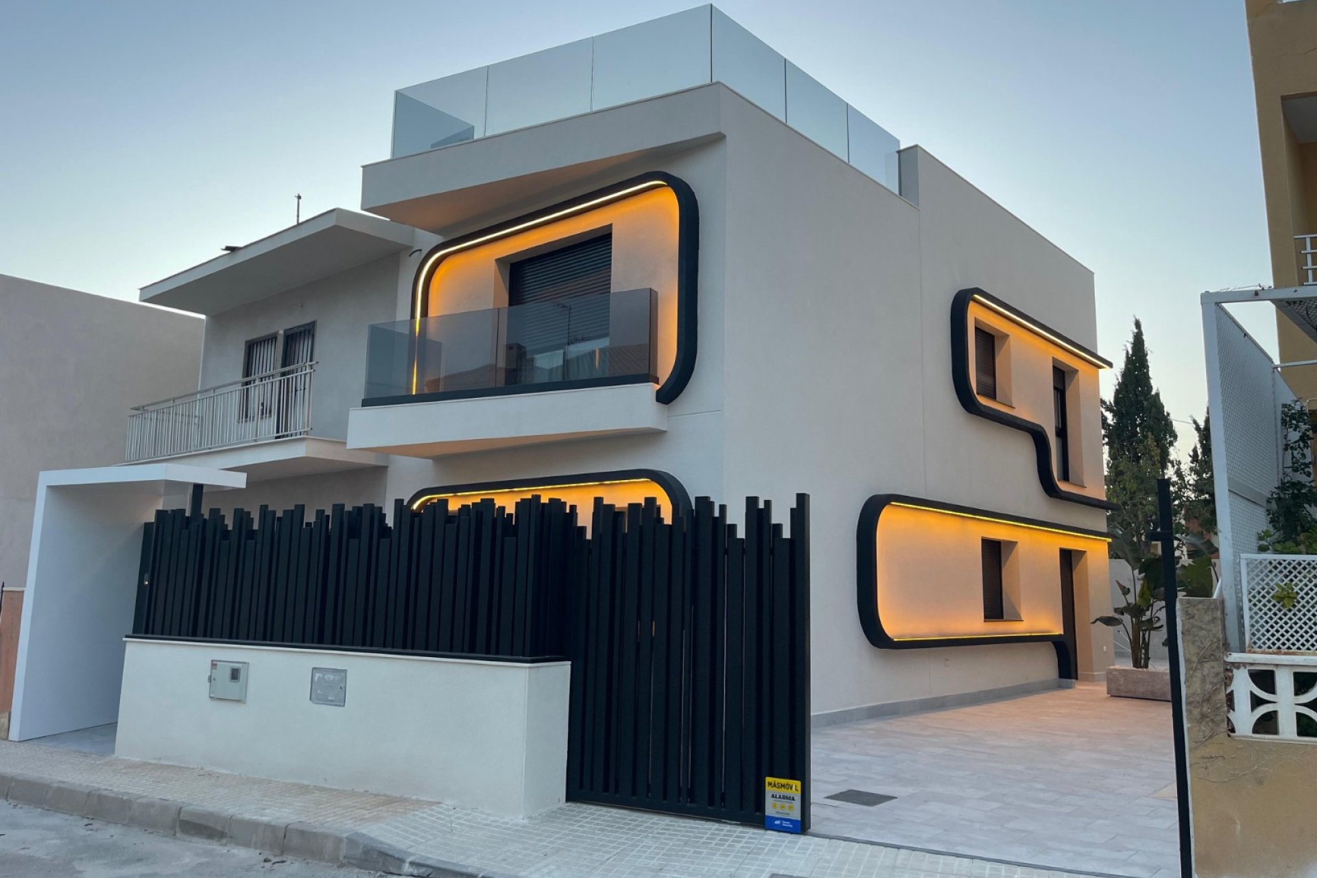 Resale - Semi Detached Villa -
Torre de la Horadada