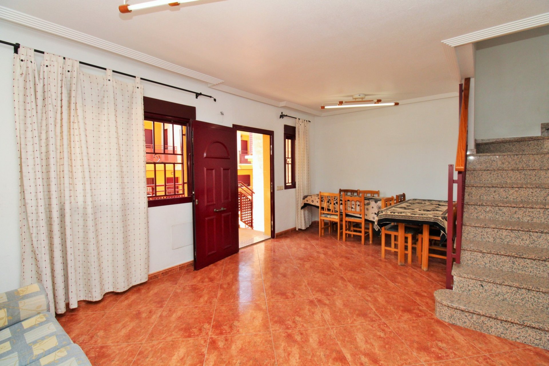 Resale - Townhouse -
Los Desamparados