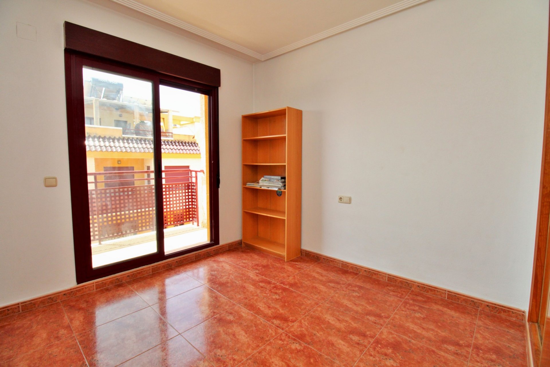 Resale - Townhouse -
Los Desamparados