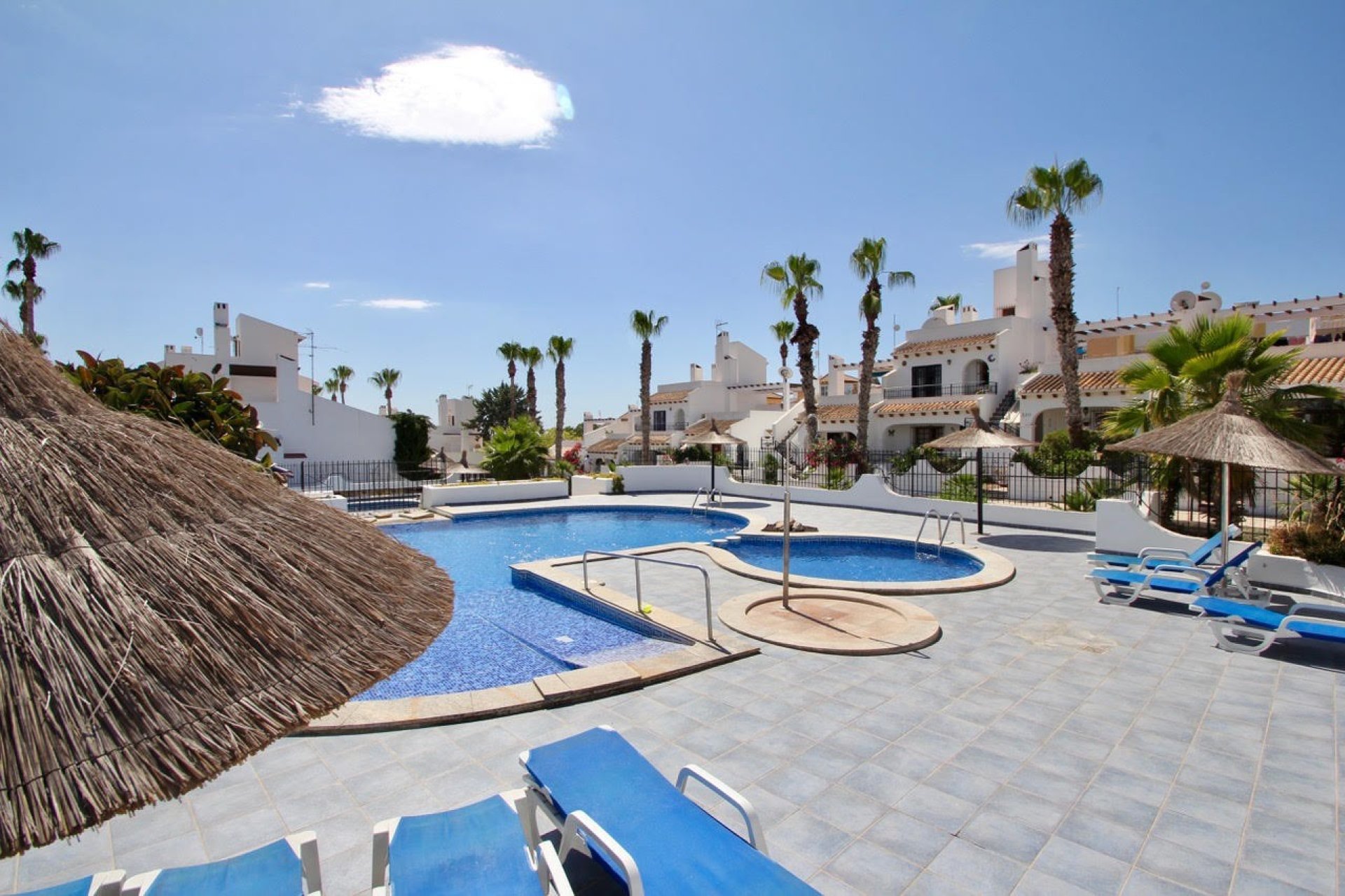 Resale - Townhouse -
Orihuela Costa - Villamartín