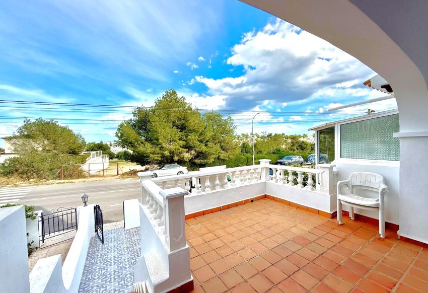 Resale - Townhouse -
Orihuela Costa - Villamartín