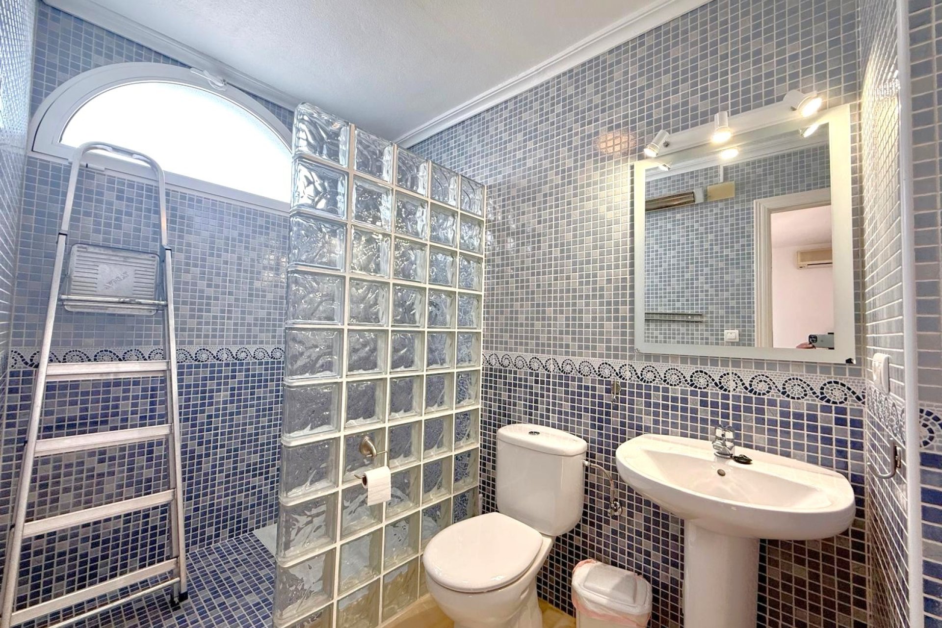 Resale - Townhouse -
Orihuela Costa - Villamartín