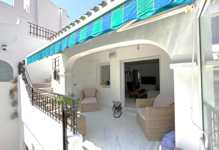 Resale - Townhouse -
Orihuela Costa - Villamartín