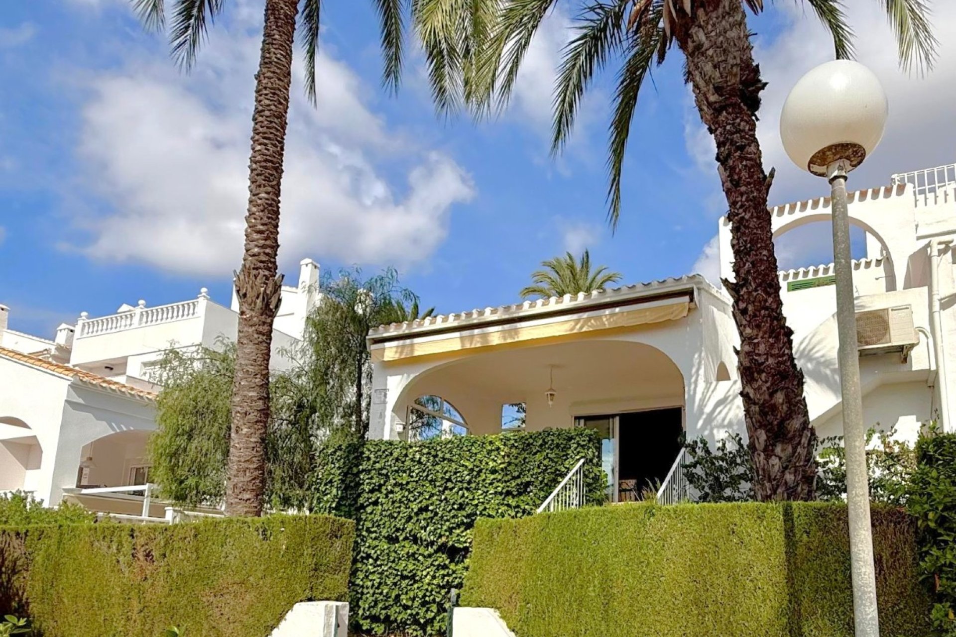 Resale - Townhouse -
Orihuela Costa - Villamartín