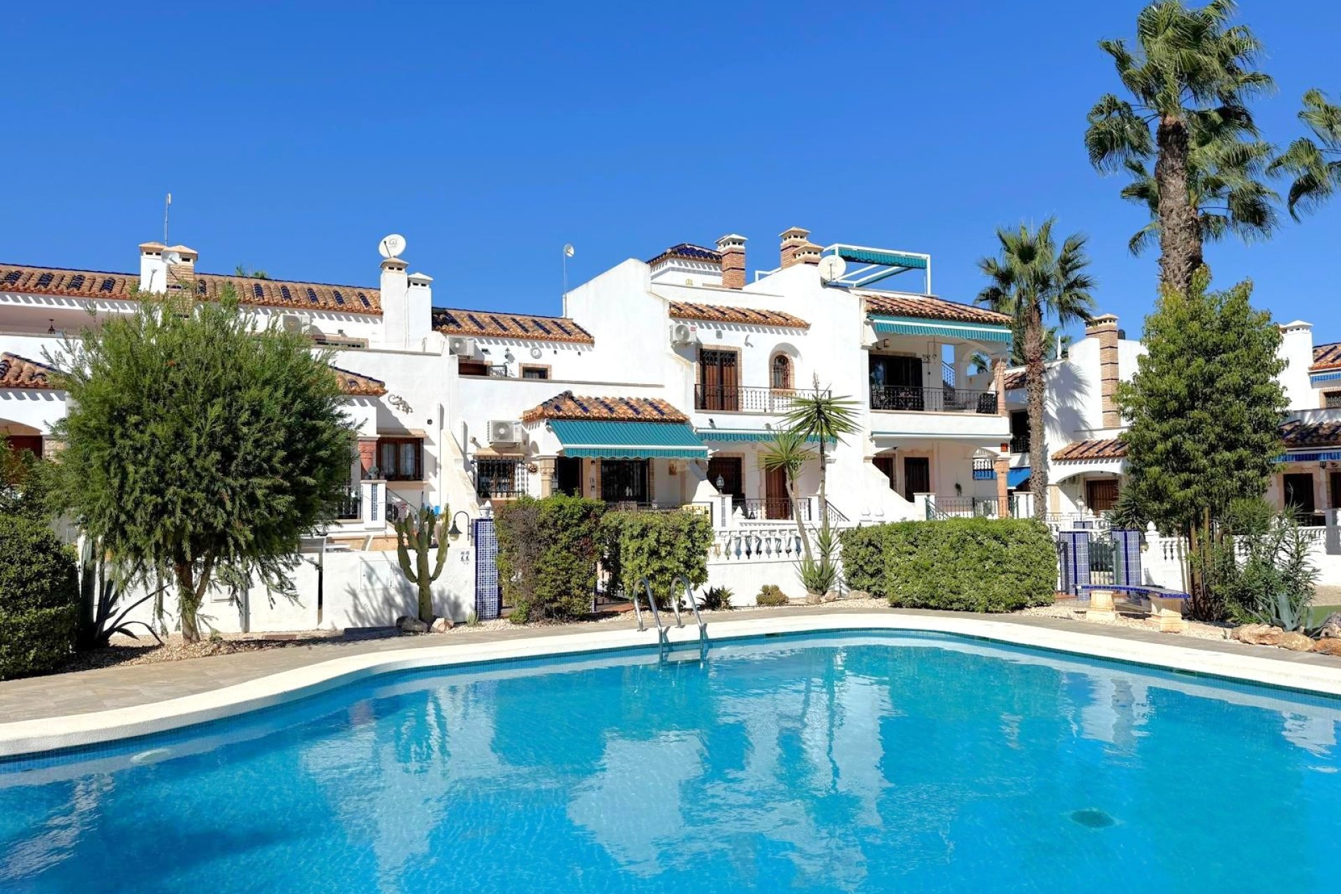 Resale - Townhouse -
Orihuela Costa - Villamartín