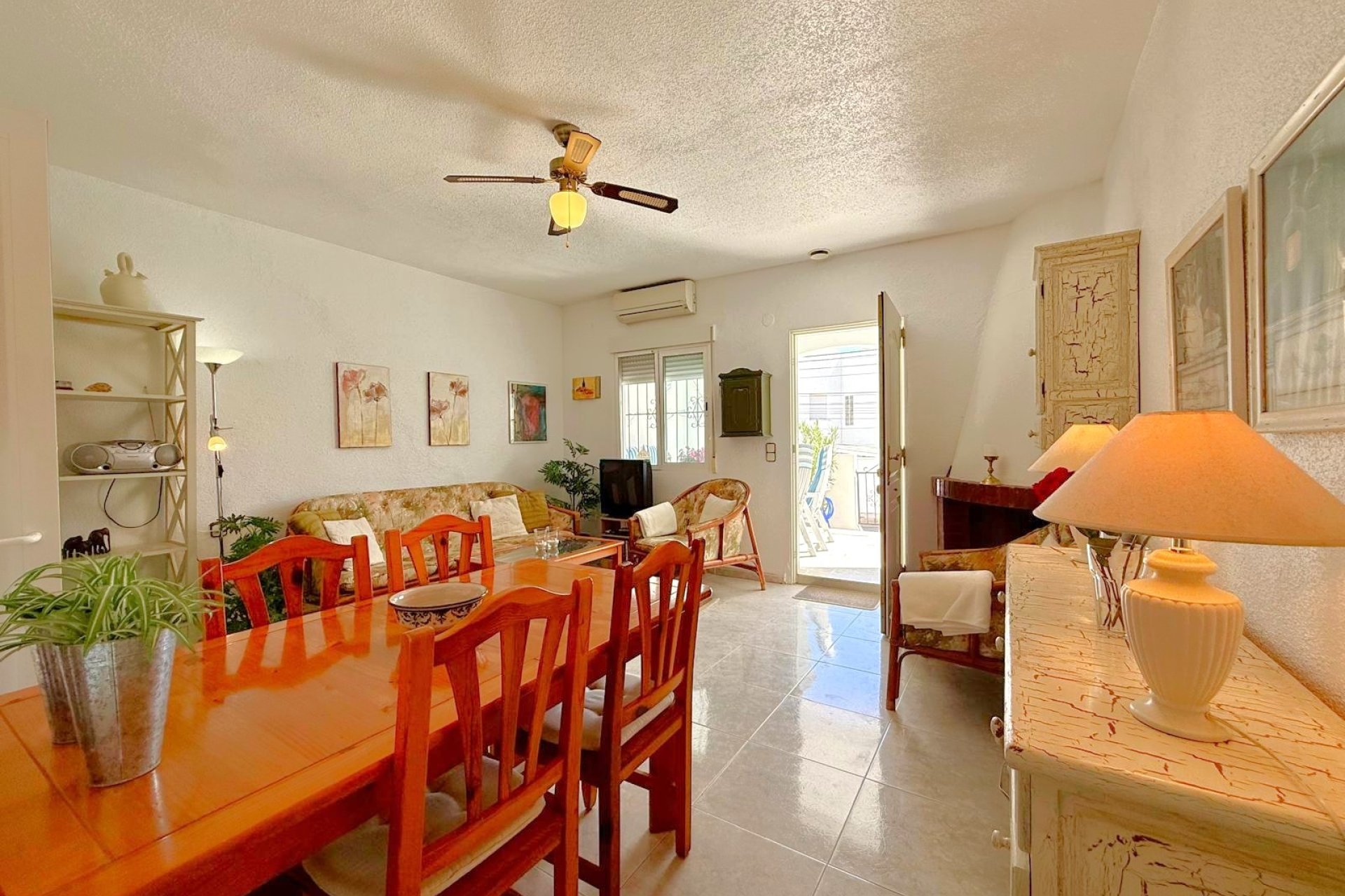 Resale - Townhouse -
Orihuela Costa