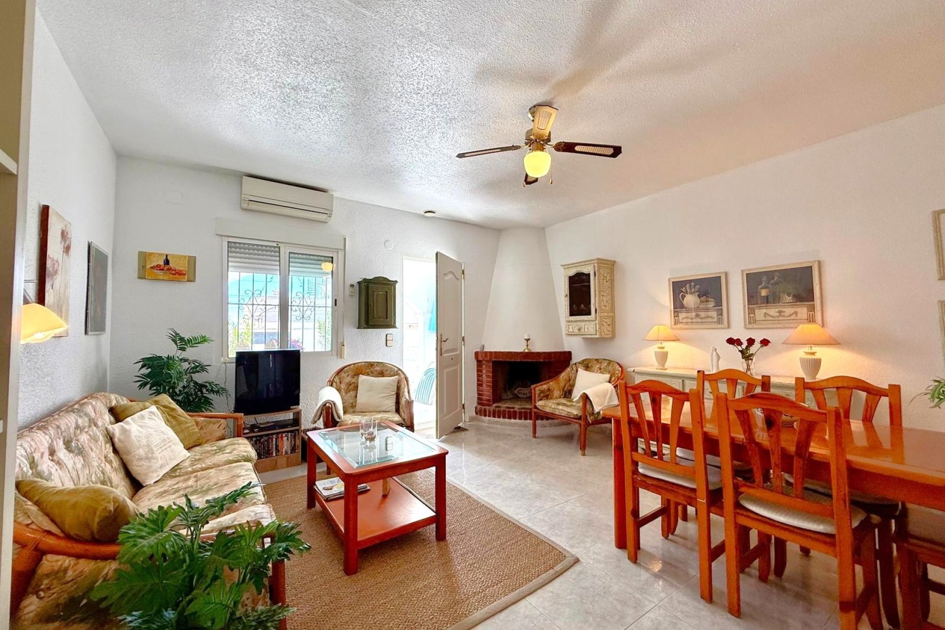 Resale - Townhouse -
Orihuela Costa