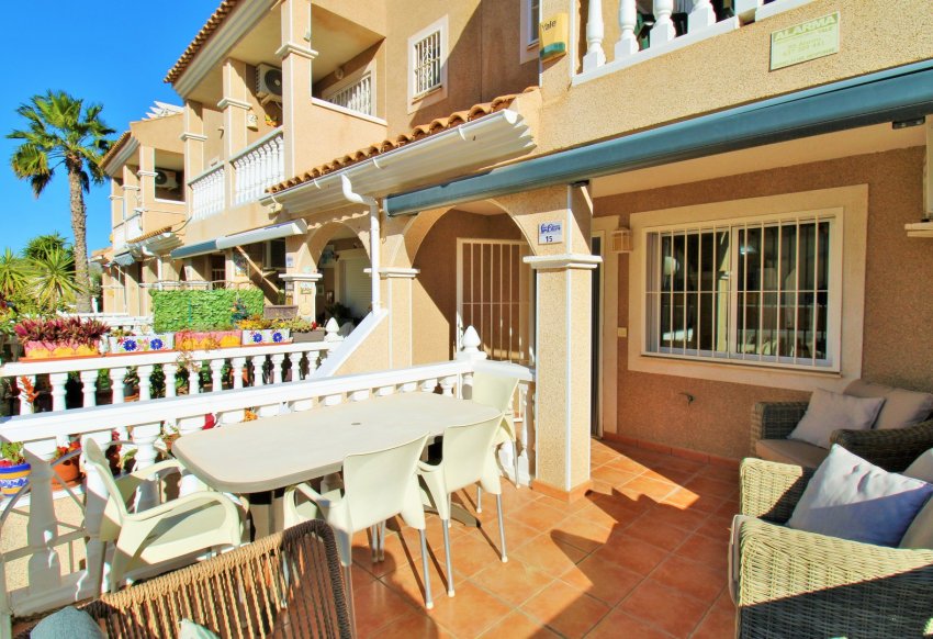 Resale - Townhouse -
Playa Flamenca