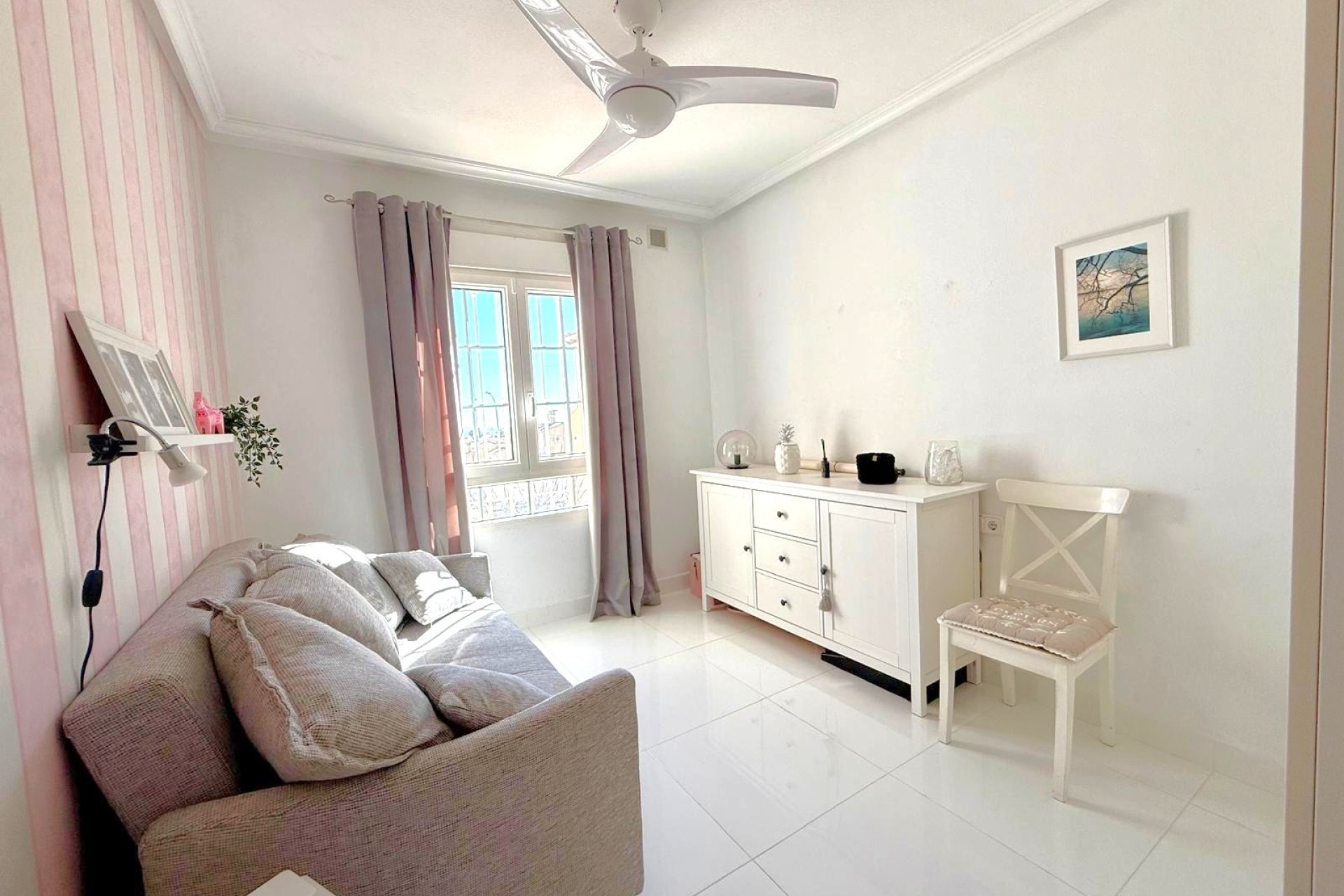 Resale - Townhouse -
San Miguel de Salinas - Blue Lagoon