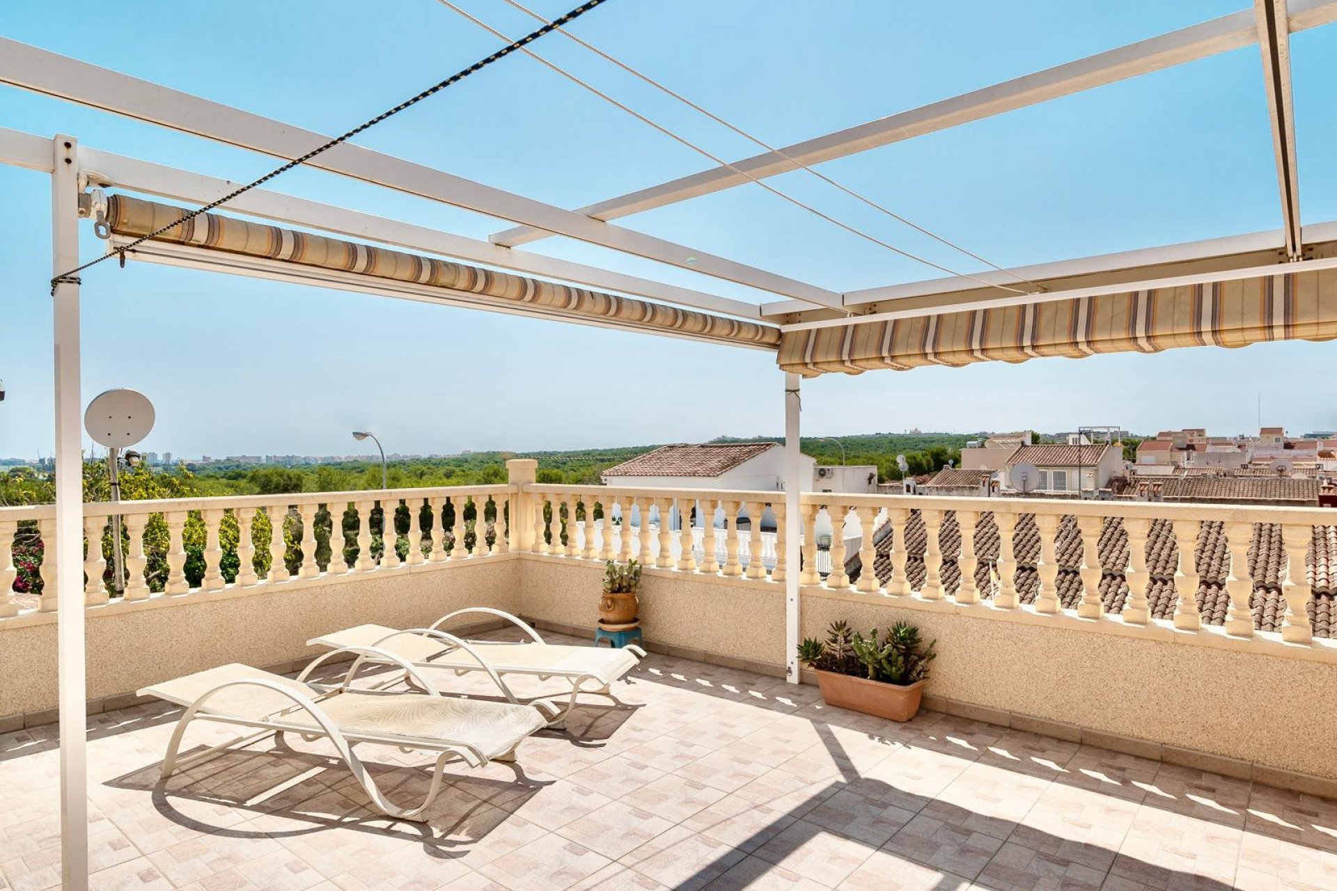 Resale - Townhouse -
Torrevieja - Costa Blanca