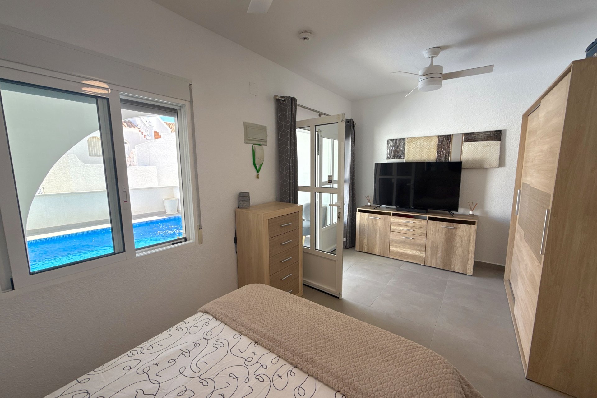 Resale - Townhouse -
Villamartín - Blue Lagoon