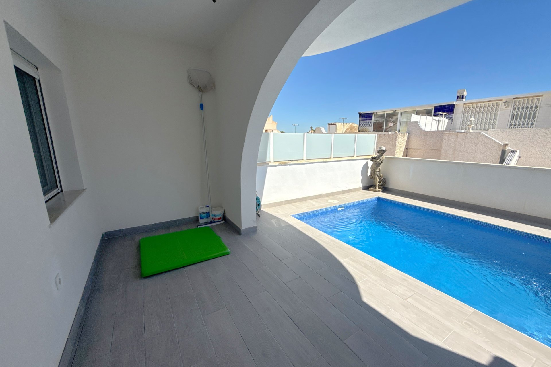Resale - Townhouse -
Villamartín - Blue Lagoon
