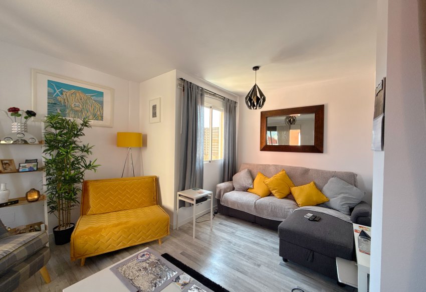 Resale - Townhouse -
Villamartín - Blue Lagoon