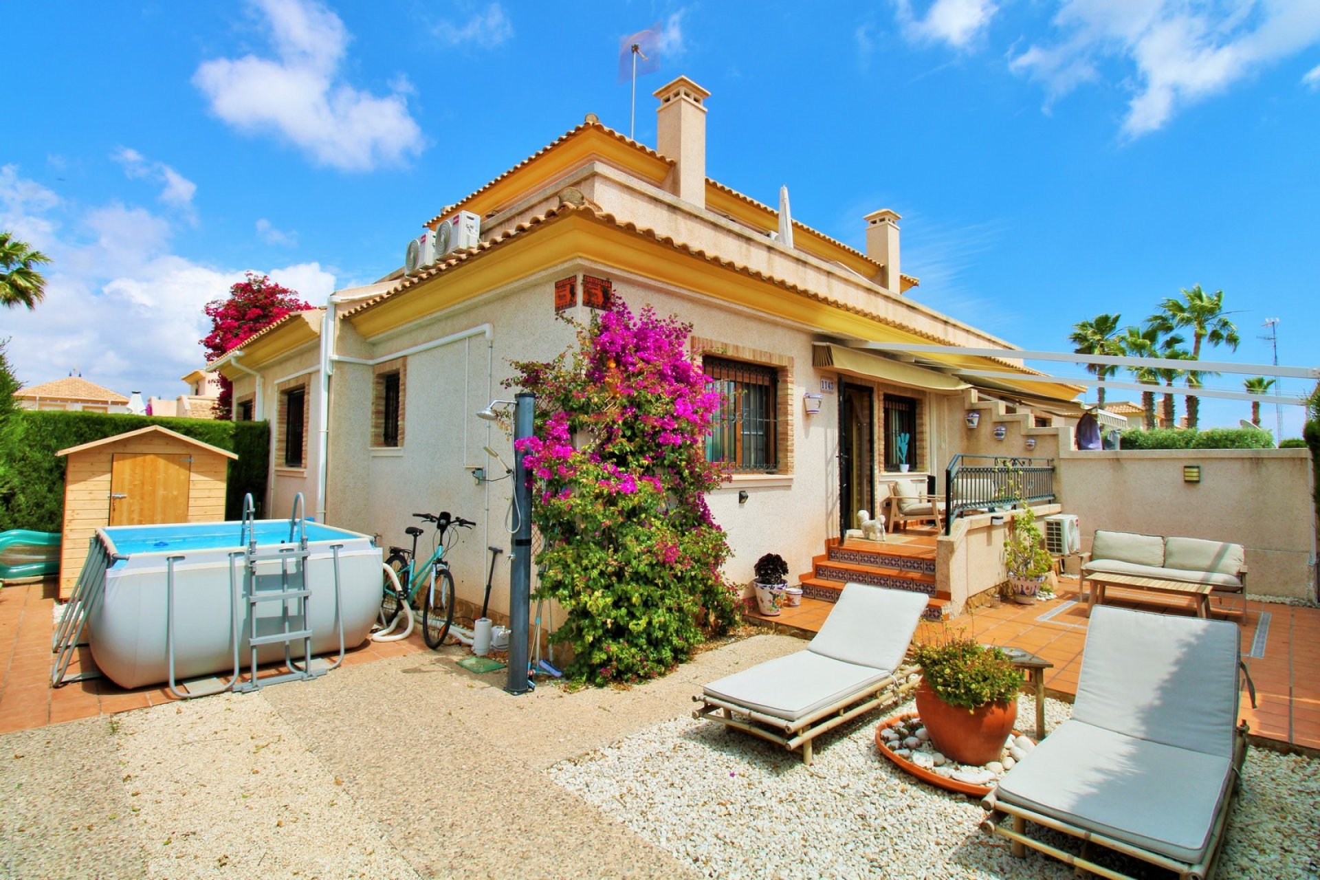 Resale - Townhouse -
Villamartín - PAU 8