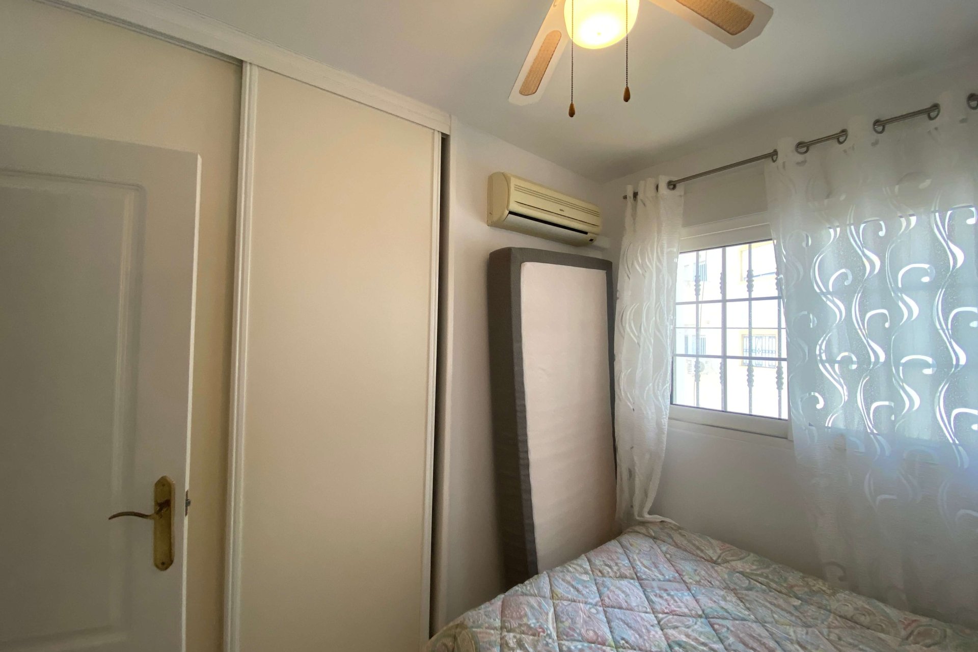 Resale - Townhouse -
Villamartín - Villamartin
