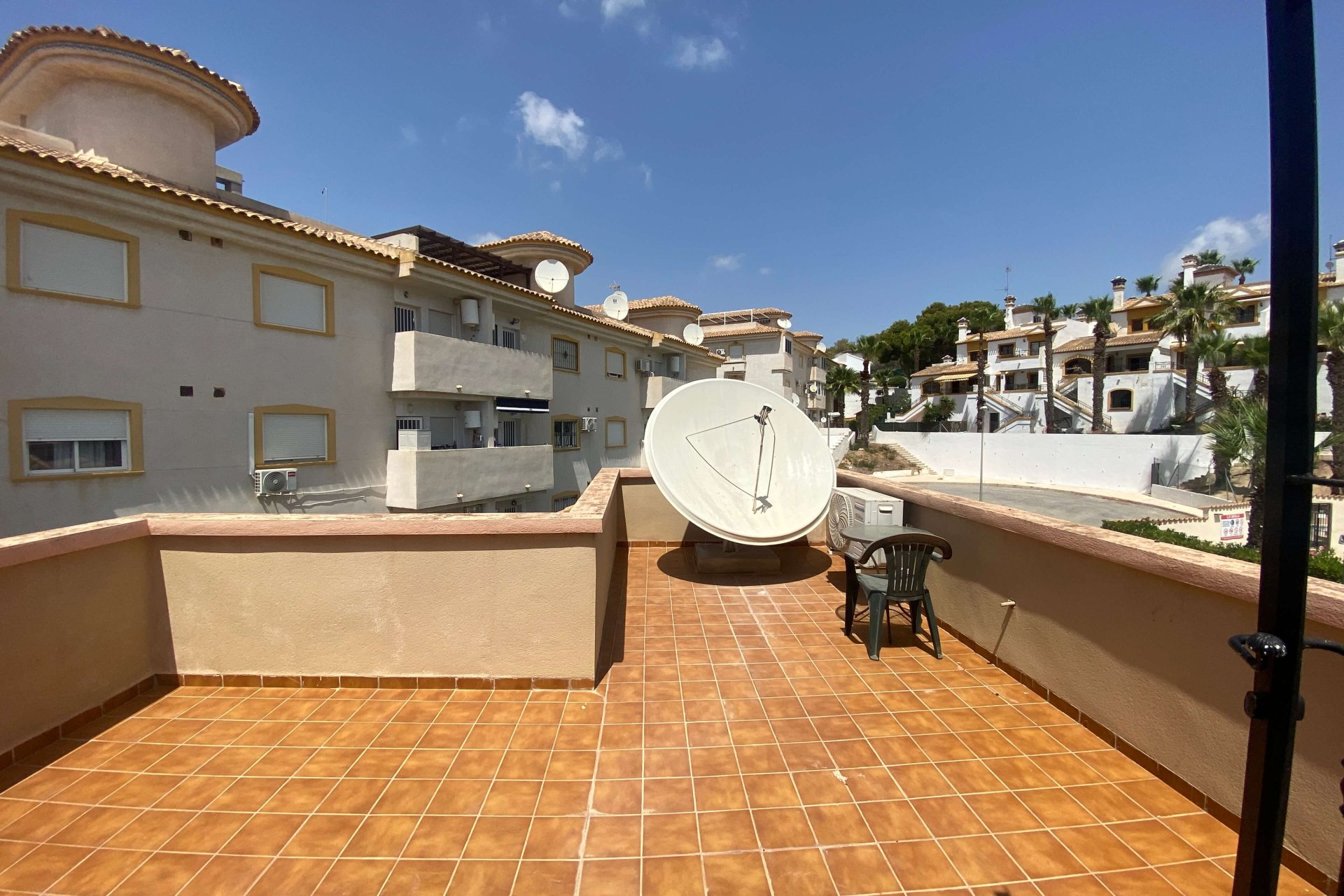 Resale - Townhouse -
Villamartín - Villamartin