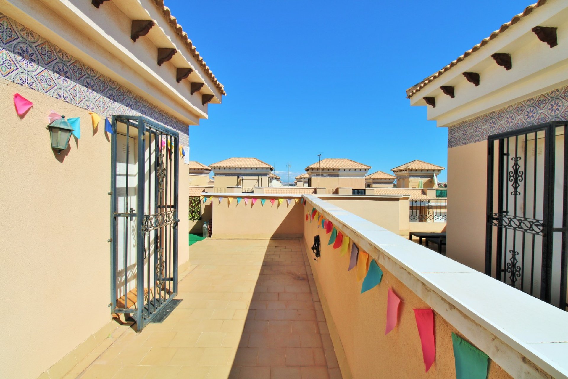 Resale - Townhouse -
Villamartín - Villamartin