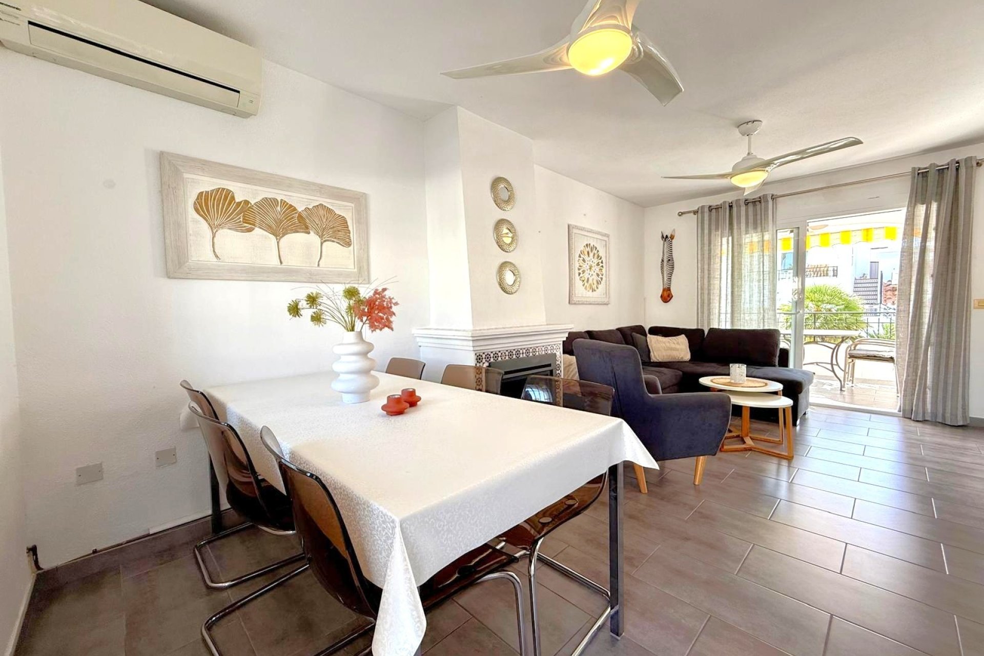 Resale - Townhouse -
Villamartín - Villamartin