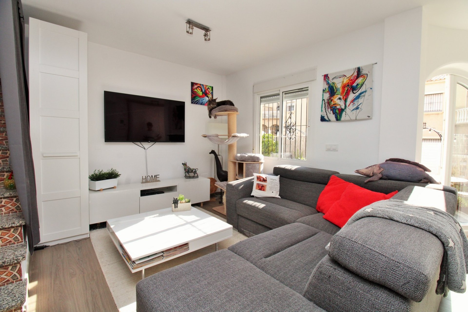 Resale - Townhouse -
Villamartín - Villamartin