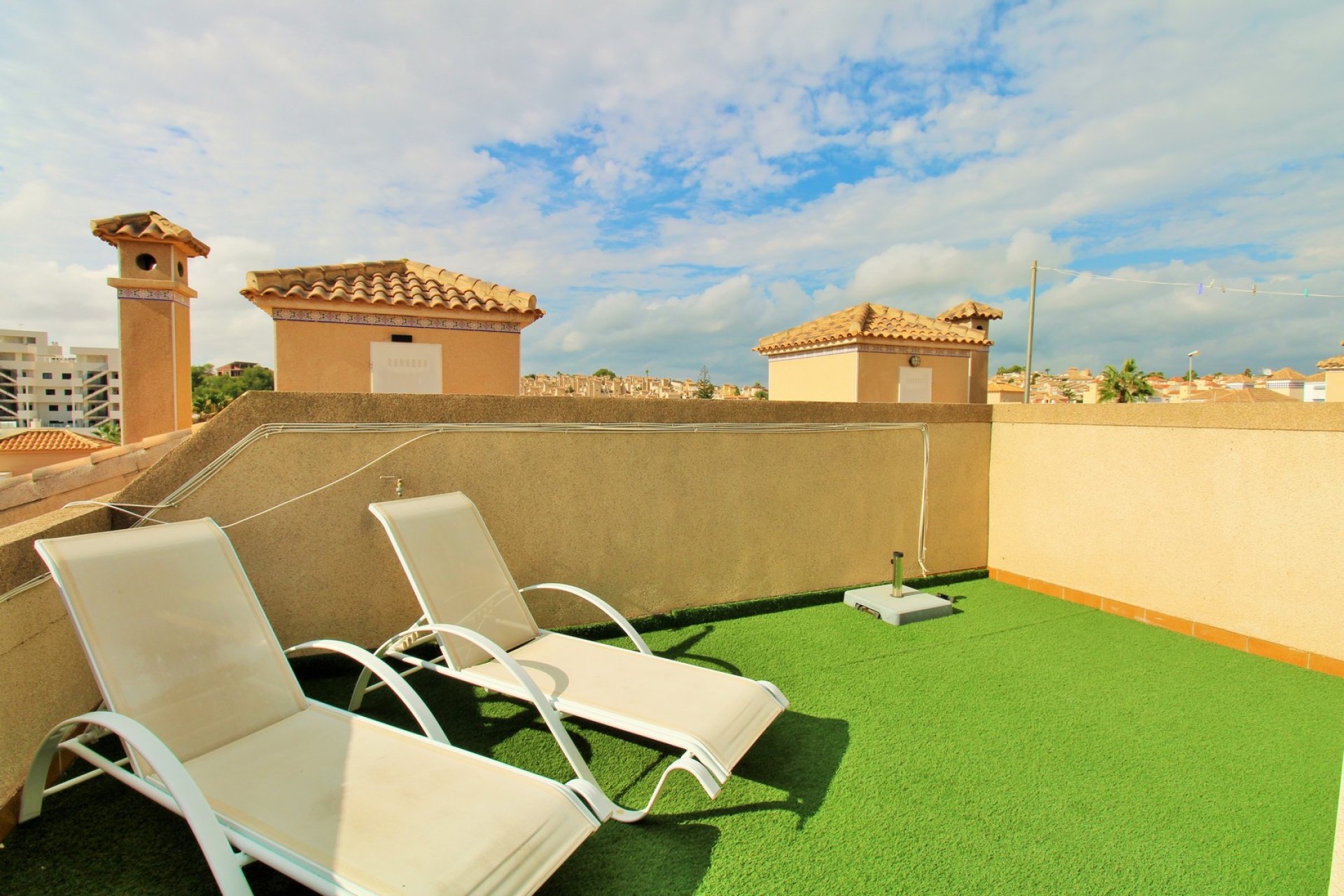 Resale - Townhouse -
Villamartín - Villamartin