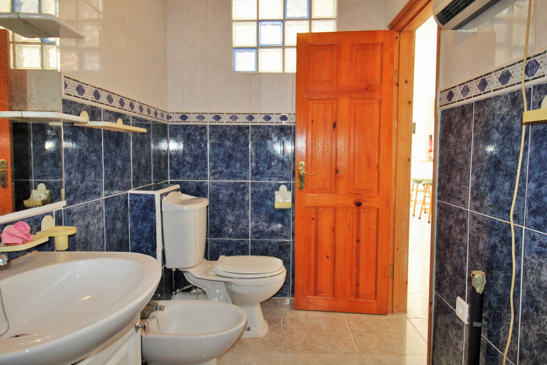 Resale - Townhouse -
Villamartín - Villamartin