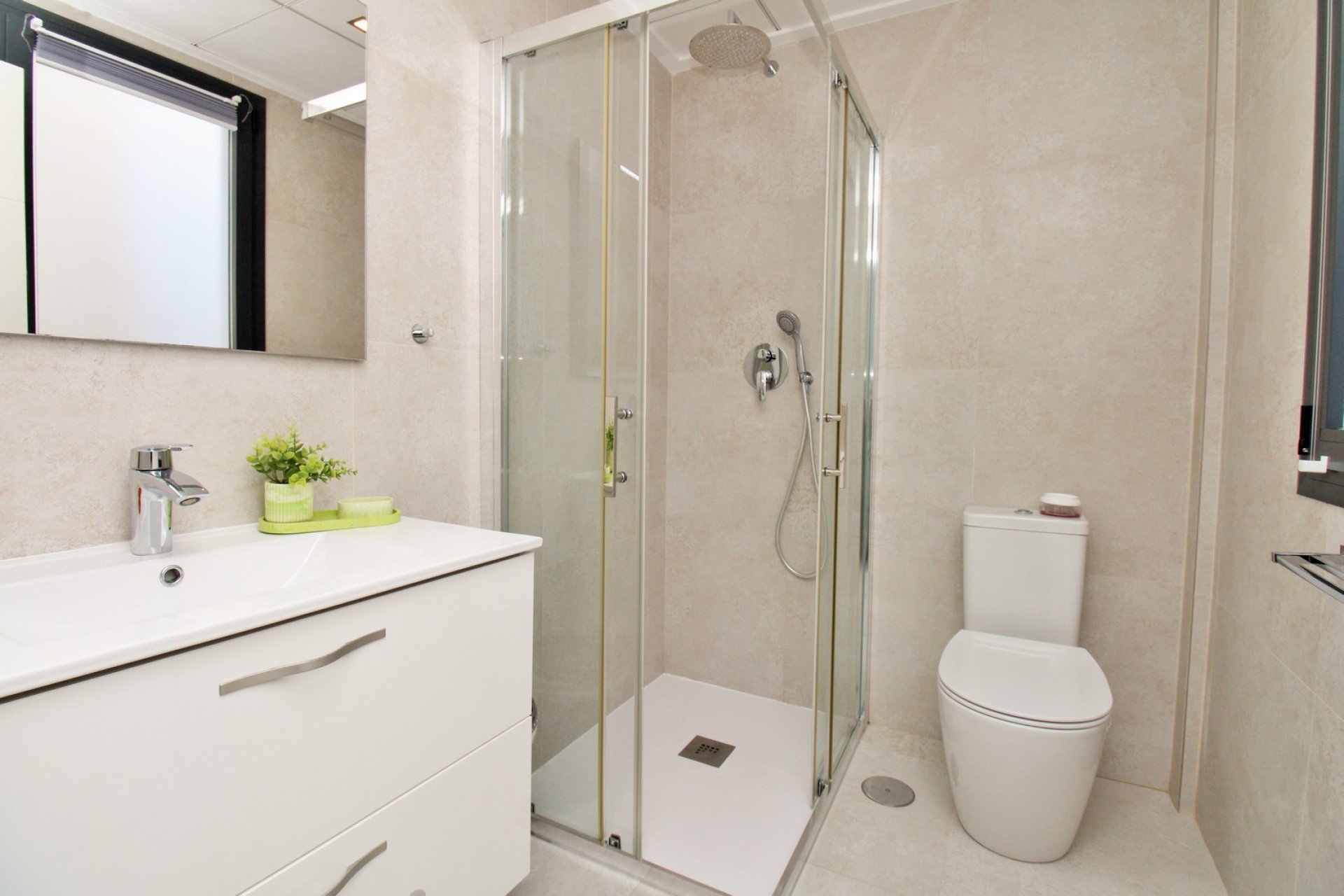 Resale - Townhouse -
Villamartín - Villamartin