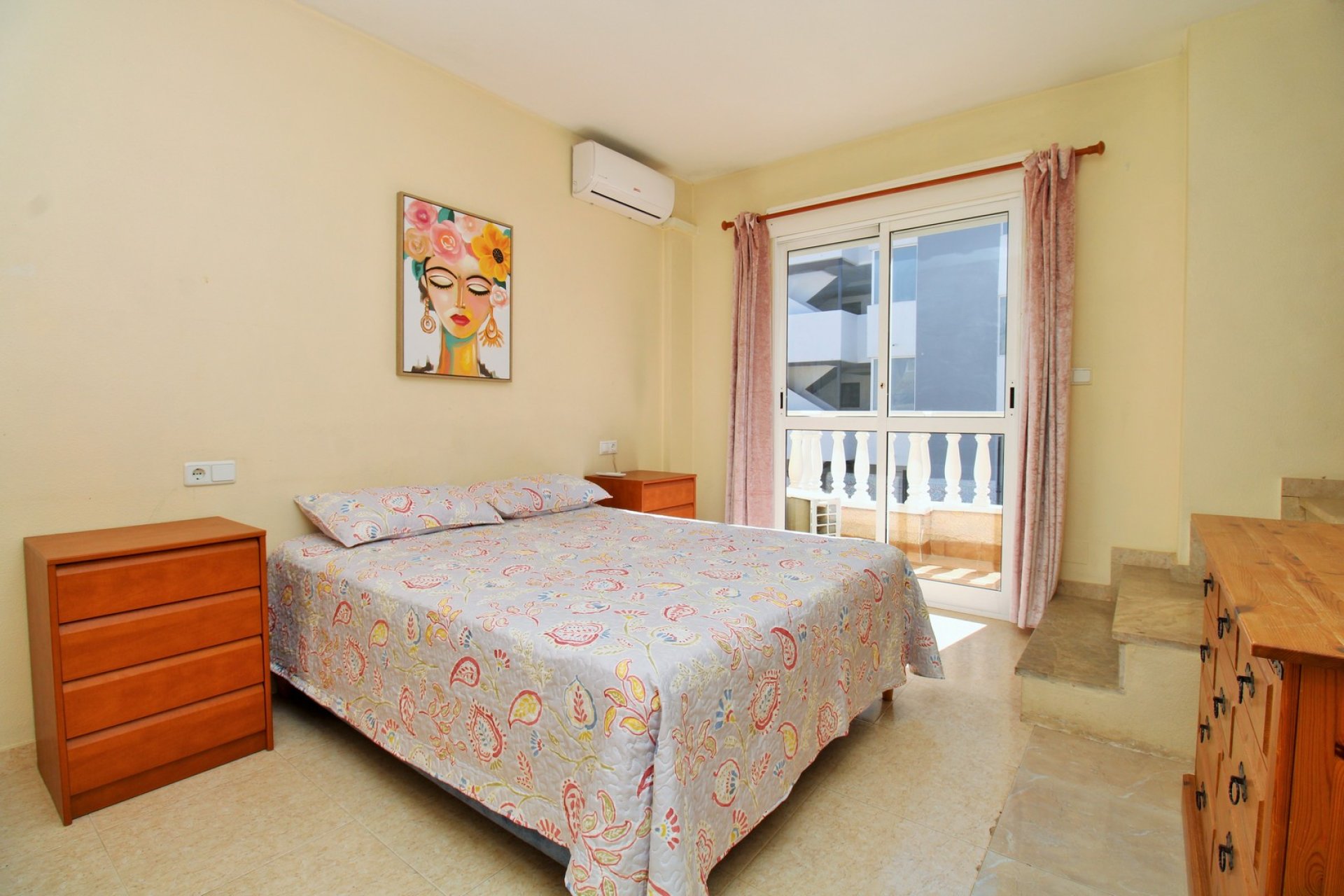 Resale - Townhouse -
Villamartín - Villamartin