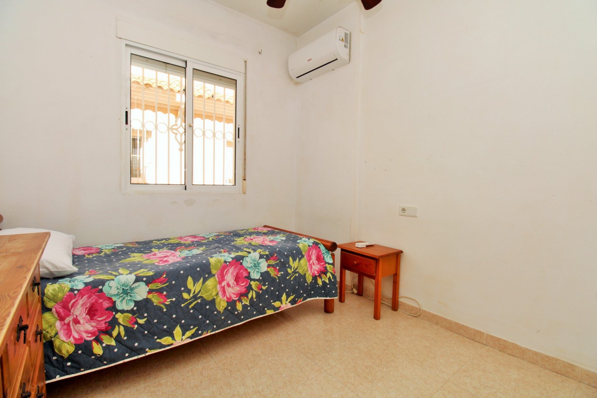 Resale - Townhouse -
Villamartín - Villamartin