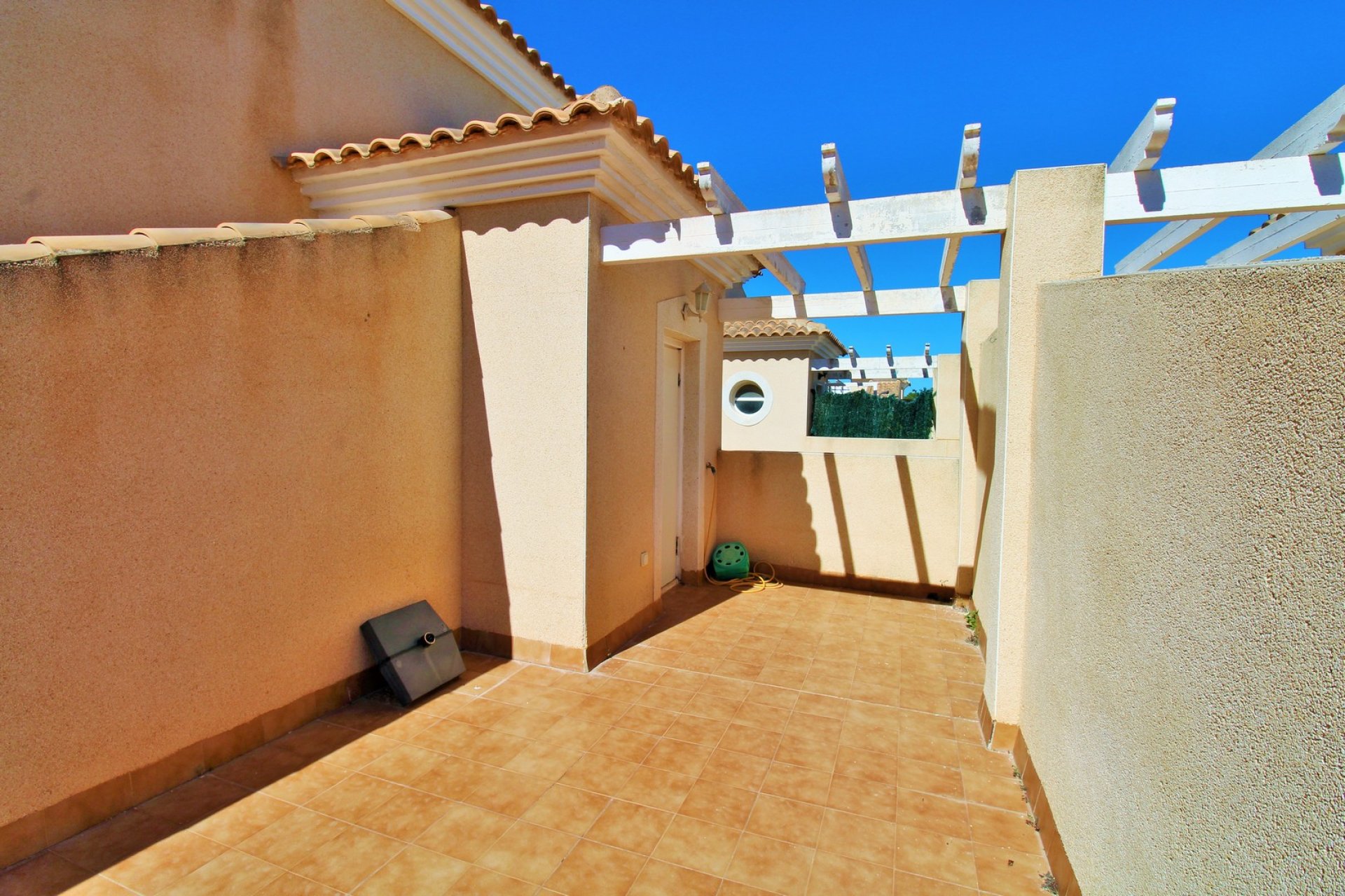 Resale - Townhouse -
Villamartín - Villamartin