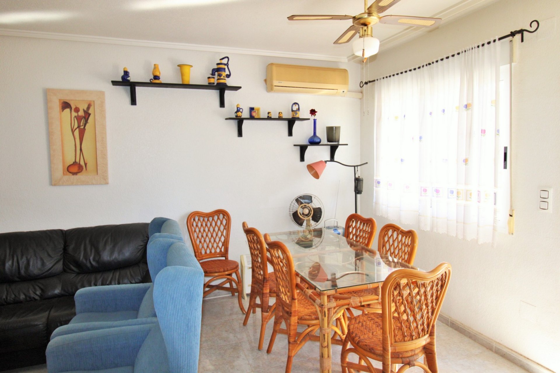 Resale - Townhouse -
Villamartín - Villamartin