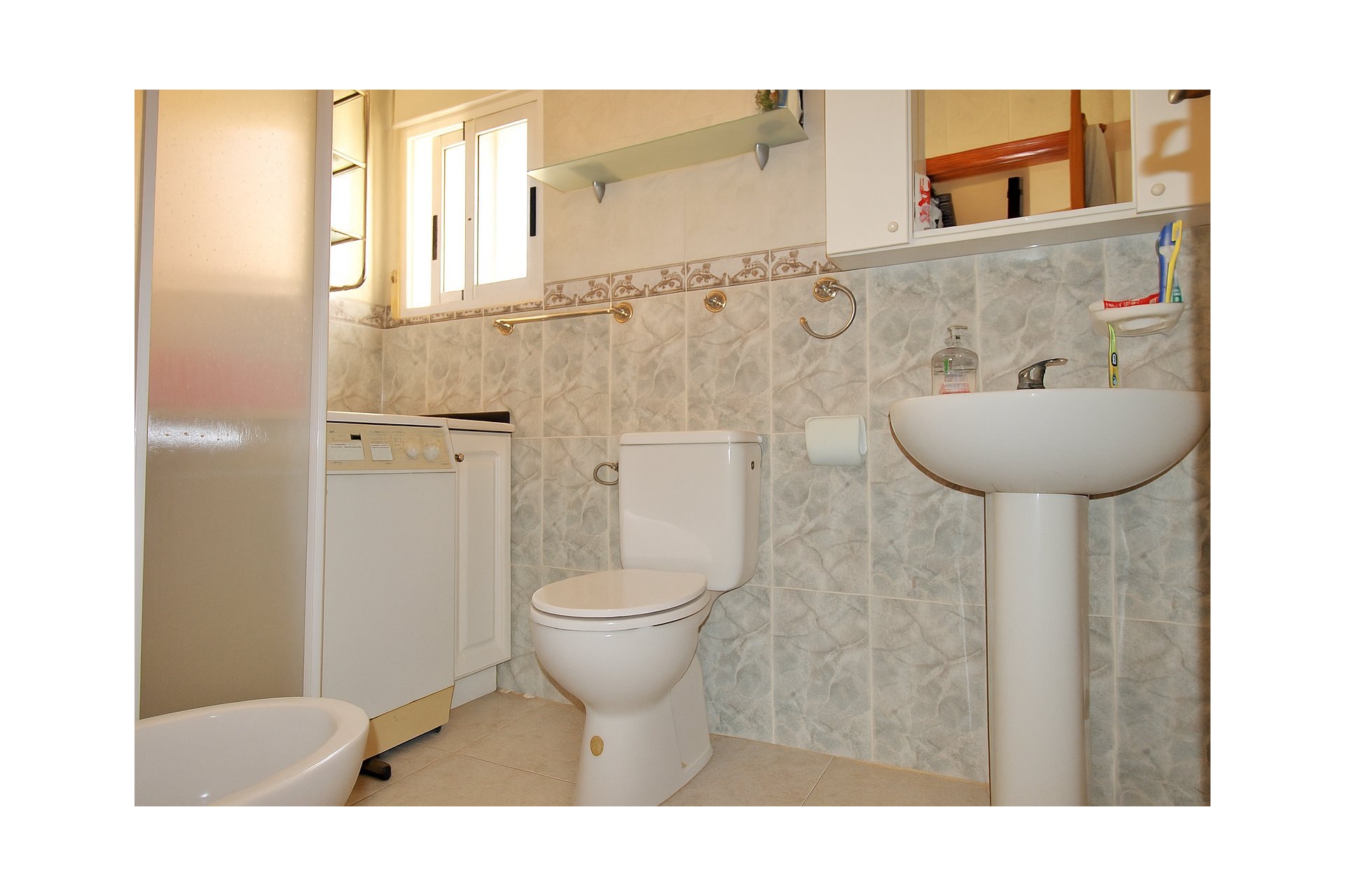 Resale - Townhouse -
Villamartín - Villamartin